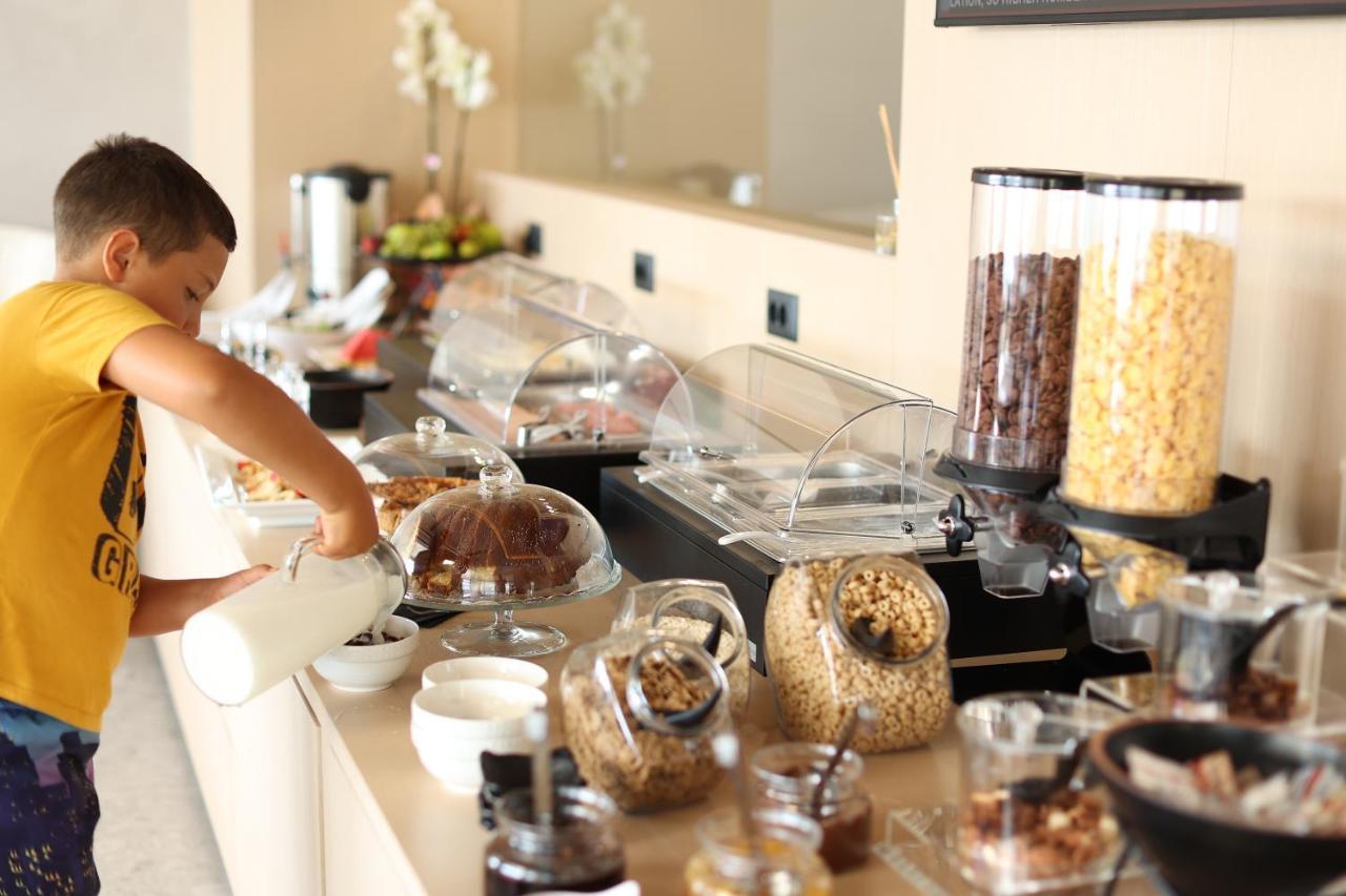 Hotell Alyacht Premium 4*