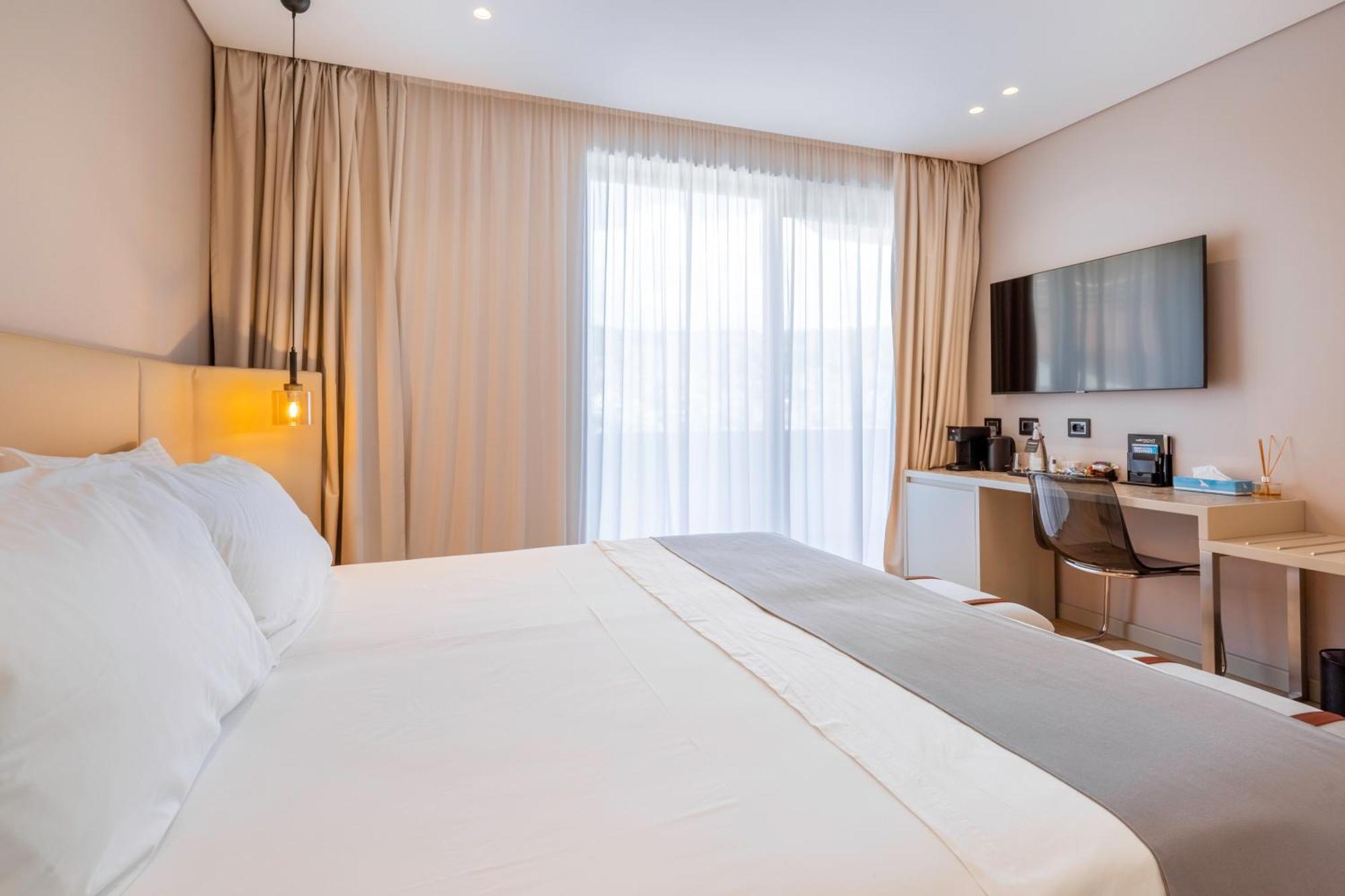 Alyacht Premium Sarandë