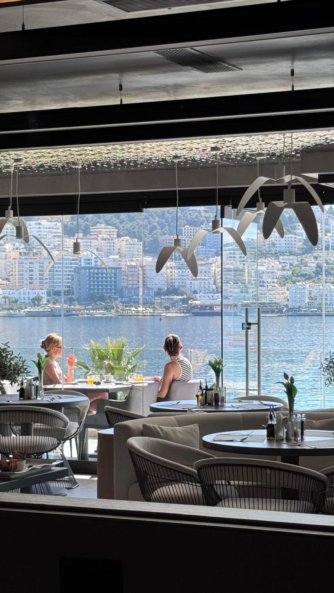 Hotell Alyacht Premium Sarandë