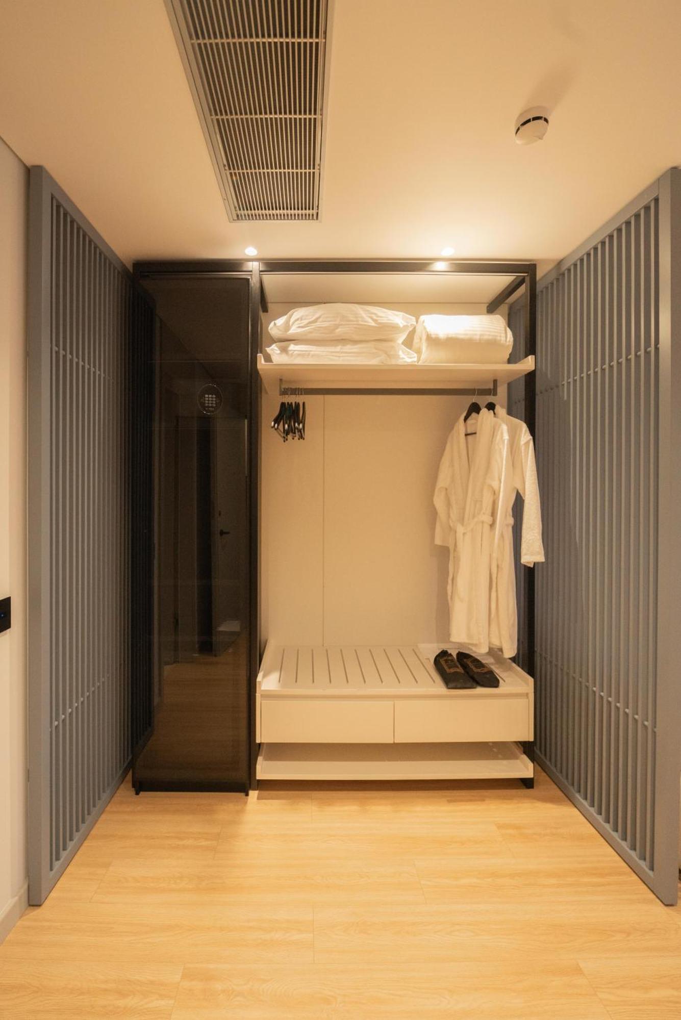 Hotel Yacht Premium Sarandë